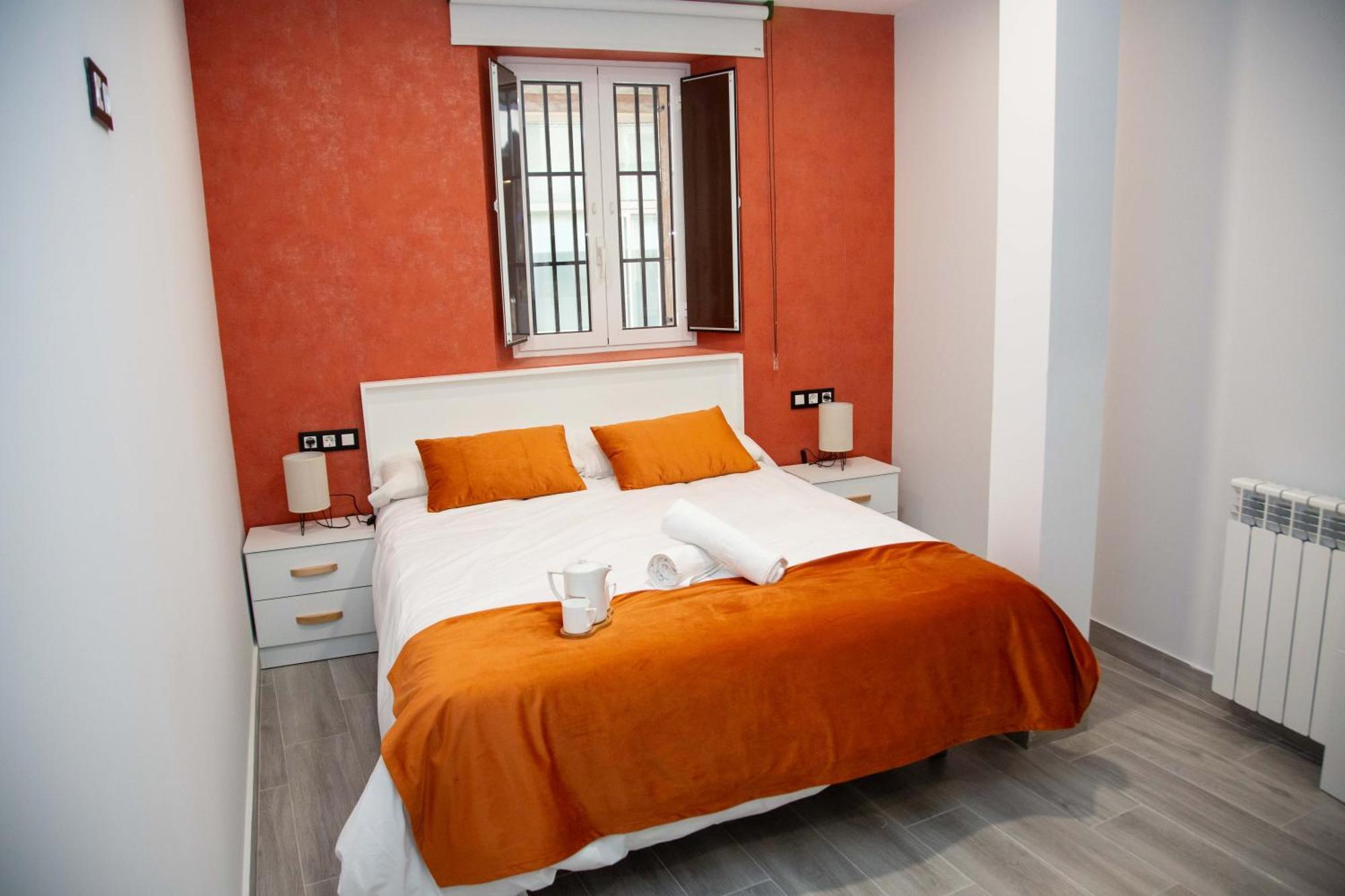 Pregonero Urban Suites - Naranja Сорія Екстер'єр фото